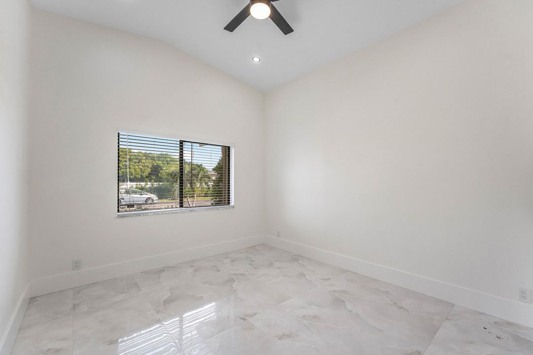 En Renta: $4,600 (3 camas, 2 baños, 2396 Pies cuadrados)