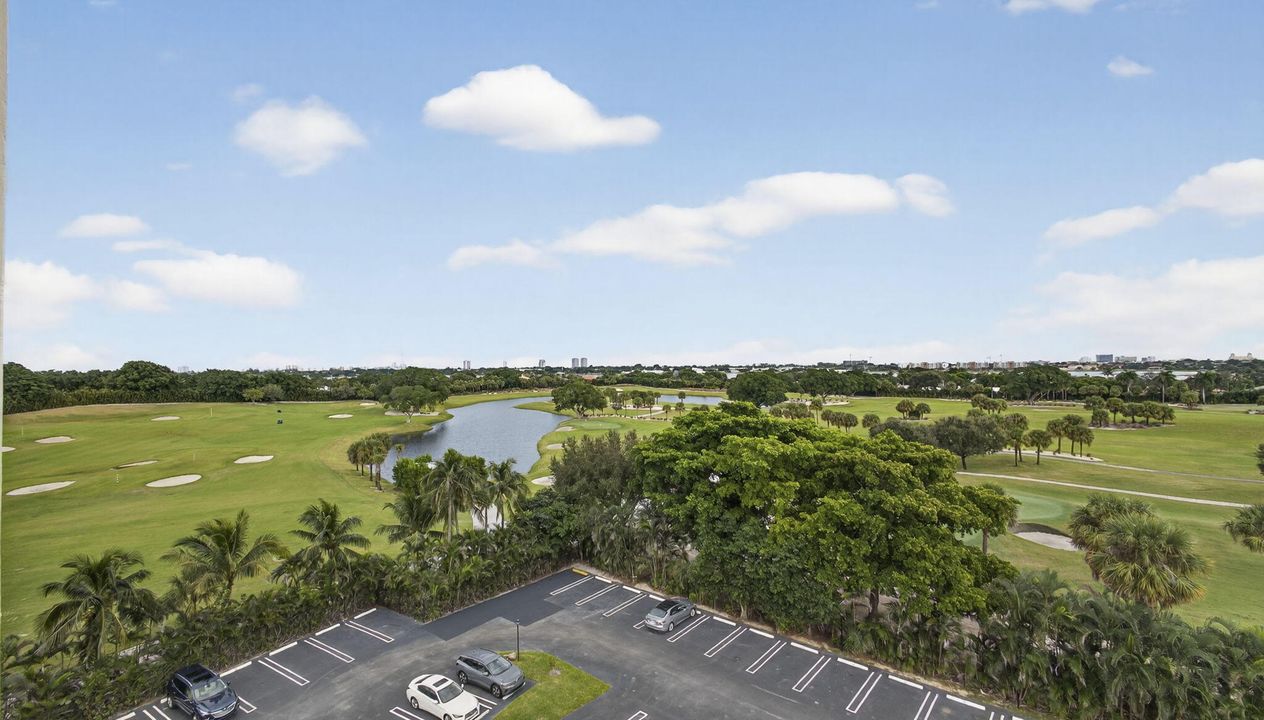 For Sale: $385,000 (3 beds, 2 baths, 1404 Square Feet)