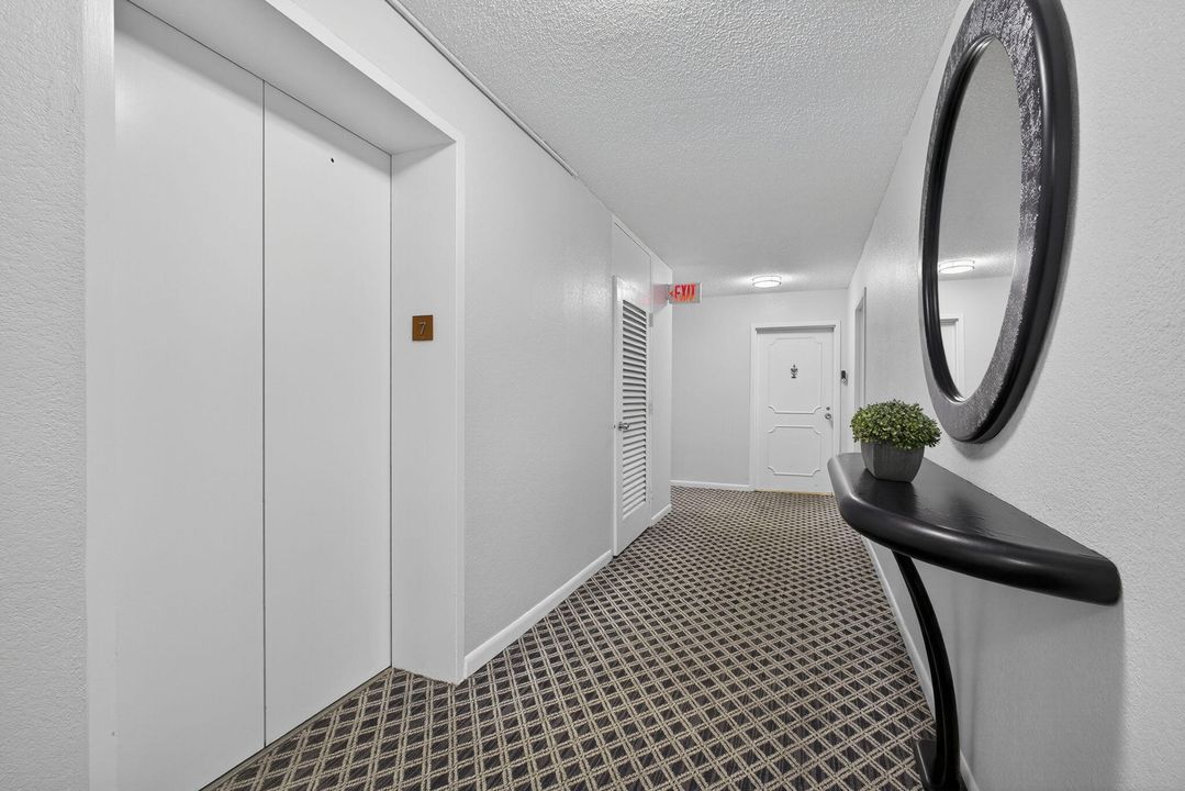 For Sale: $385,000 (3 beds, 2 baths, 1404 Square Feet)