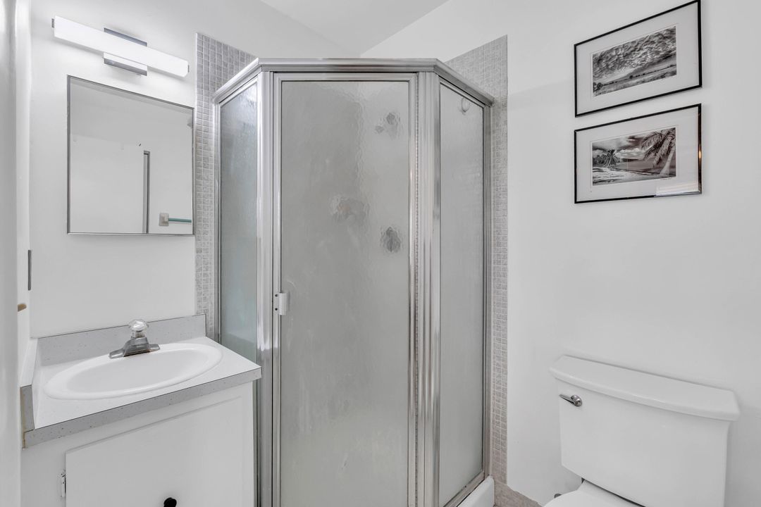 Active With Contract: $177,200 (2 beds, 2 baths, 1167 Square Feet)