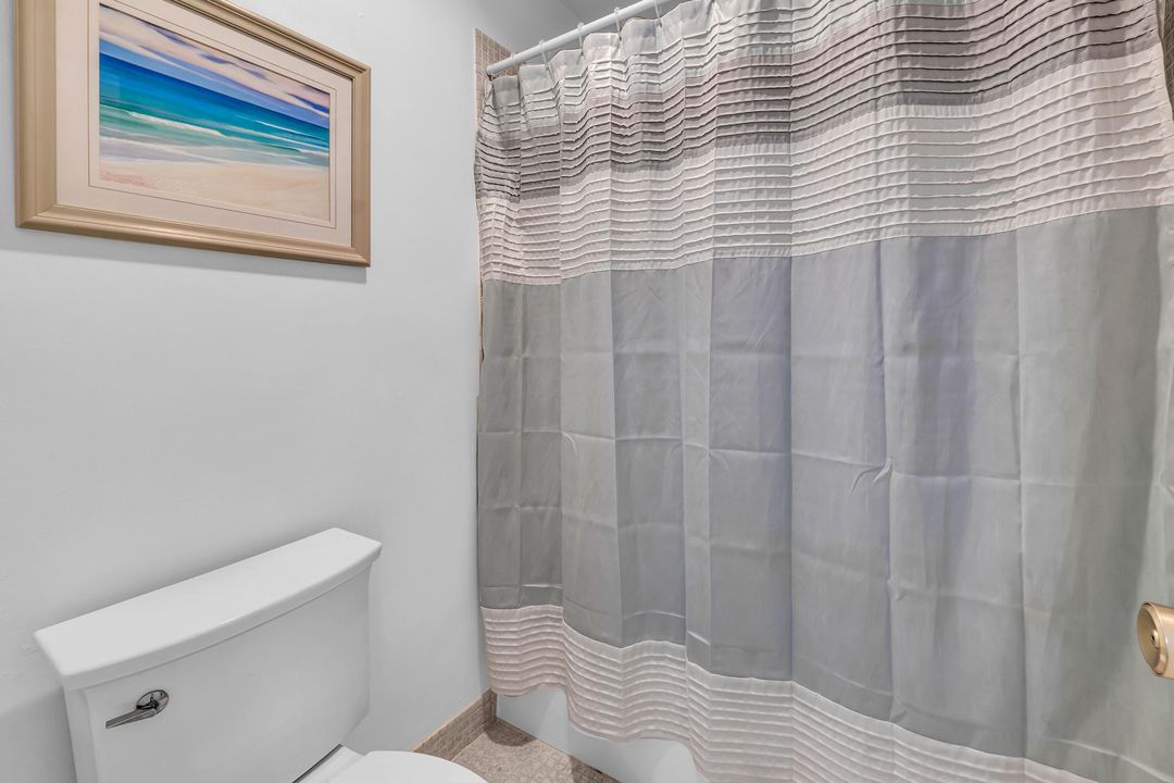 Active With Contract: $177,200 (2 beds, 2 baths, 1167 Square Feet)