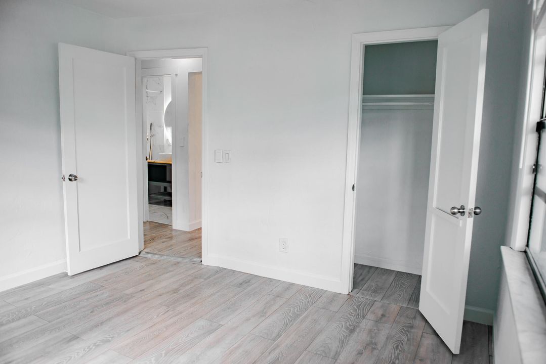 待售: $335,000 (2 贝兹, 1 浴室, 940 平方英尺)