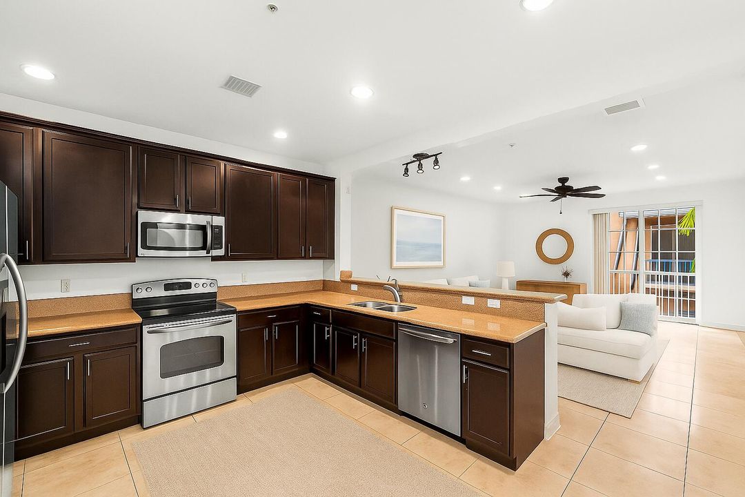 На продажу: $850,000 (3 спален, 2 ванн, 1860 Квадратных фут)