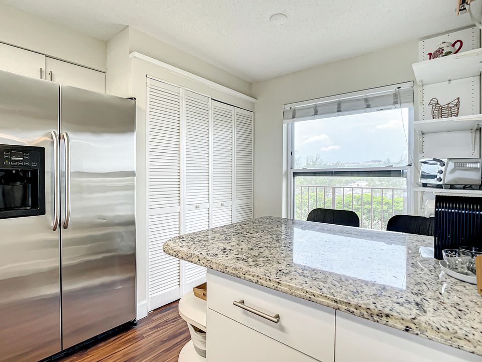 En Venta: $210,000 (2 camas, 2 baños, 1070 Pies cuadrados)