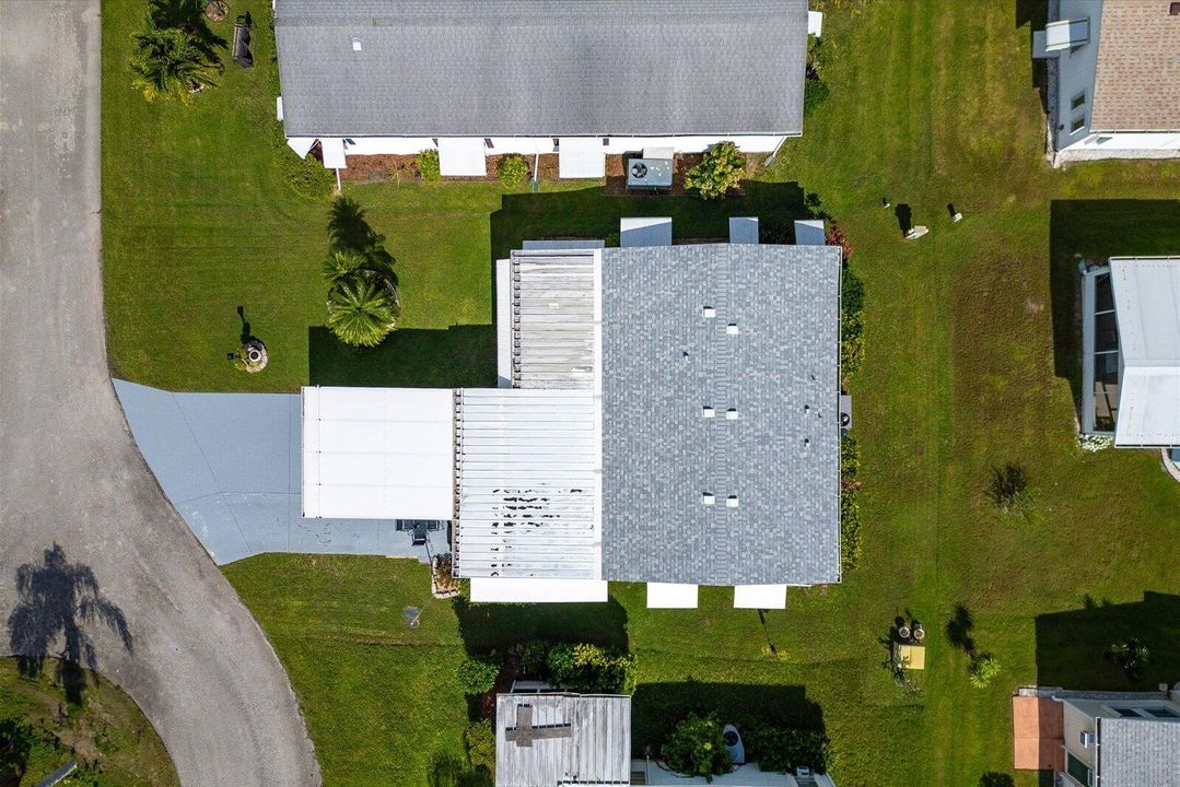 Active With Contract: $190,000 (2 beds, 2 baths, 1036 Square Feet)