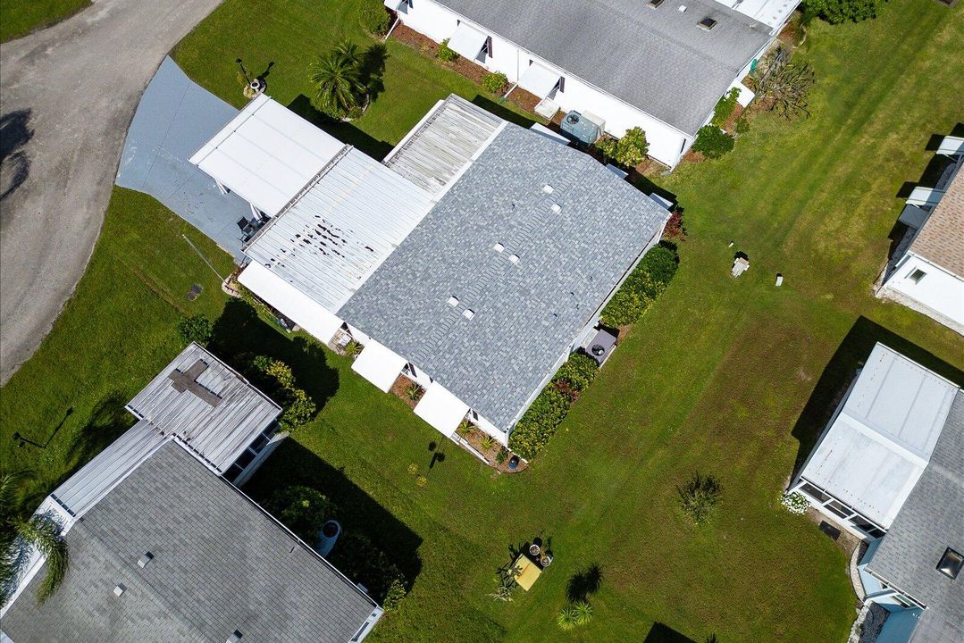 Active With Contract: $190,000 (2 beds, 2 baths, 1036 Square Feet)