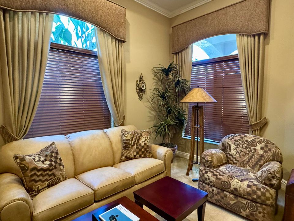 For Sale: $2,095,000 (3 beds, 3 baths, 2969 Square Feet)