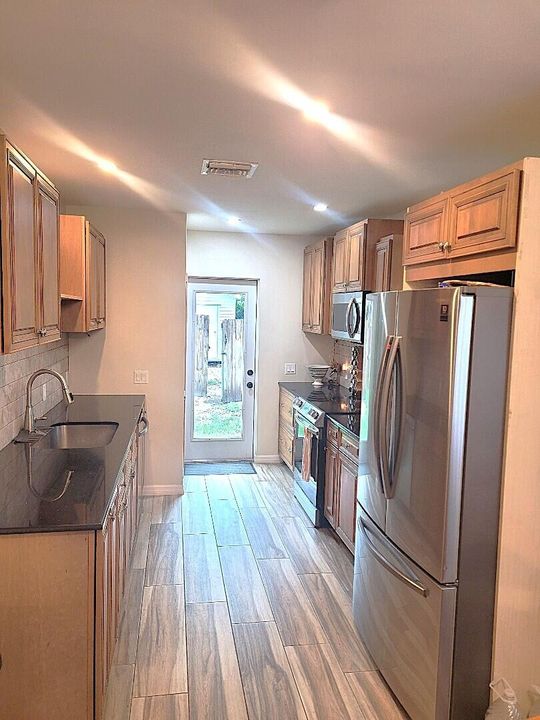 Active With Contract: $739,000 (4 beds, 3 baths, 2426 Square Feet)