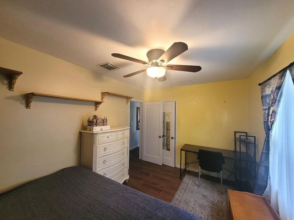 Active With Contract: $739,000 (4 beds, 3 baths, 2426 Square Feet)