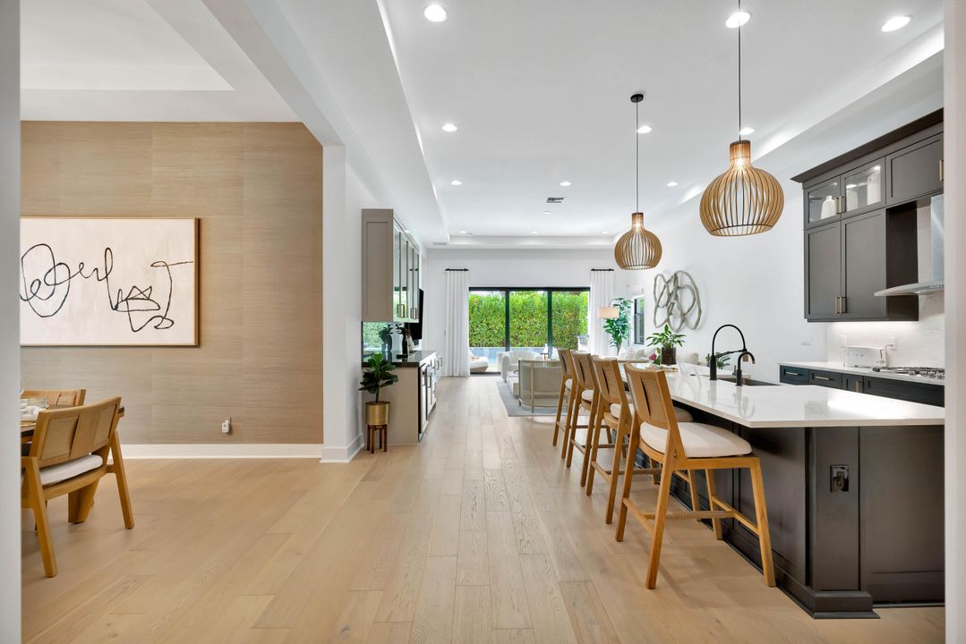 En Venta: $1,950,000 (3 camas, 2 baños, 2371 Pies cuadrados)