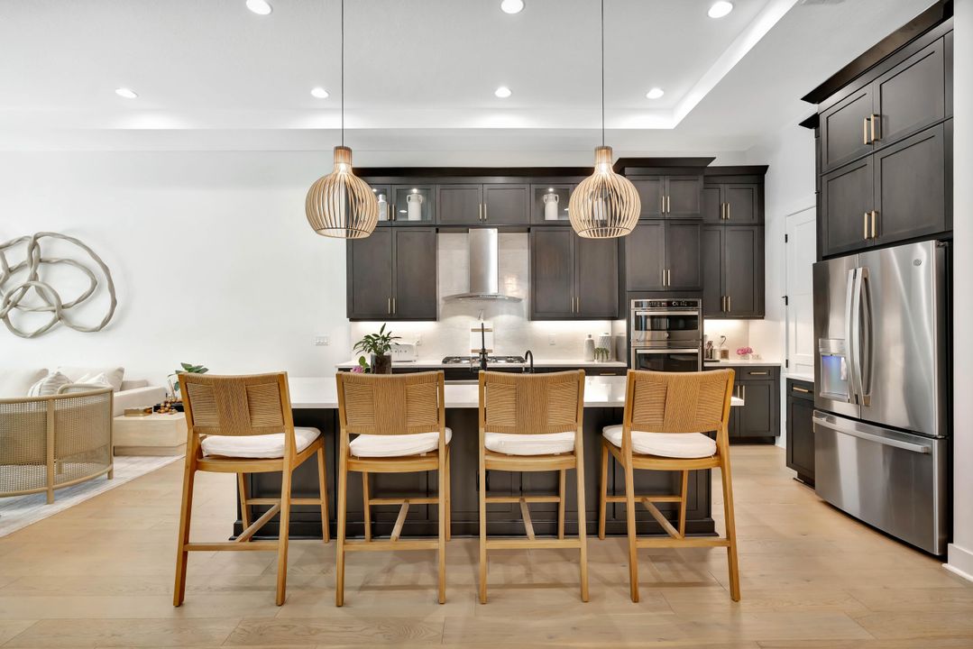 En Venta: $1,950,000 (3 camas, 2 baños, 2371 Pies cuadrados)