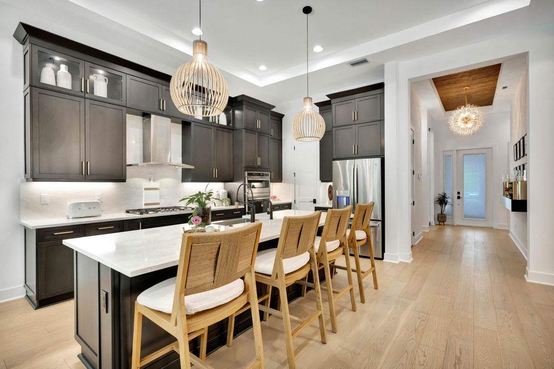 En Venta: $1,950,000 (3 camas, 2 baños, 2371 Pies cuadrados)