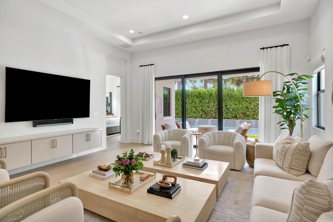 En Venta: $1,950,000 (3 camas, 2 baños, 2371 Pies cuadrados)