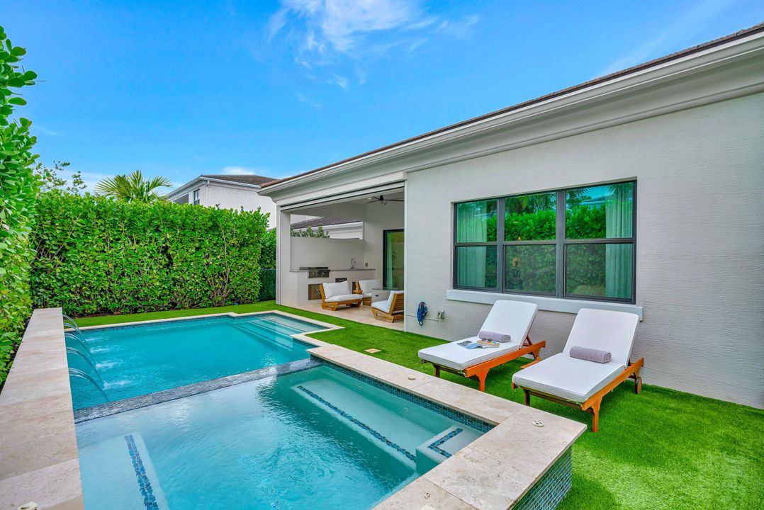 En Venta: $1,950,000 (3 camas, 2 baños, 2371 Pies cuadrados)