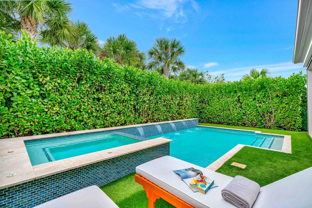 En Venta: $1,950,000 (3 camas, 2 baños, 2371 Pies cuadrados)