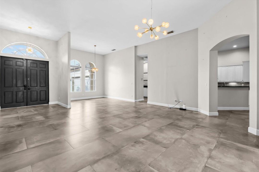 For Sale: $640,000 (3 beds, 2 baths, 2512 Square Feet)