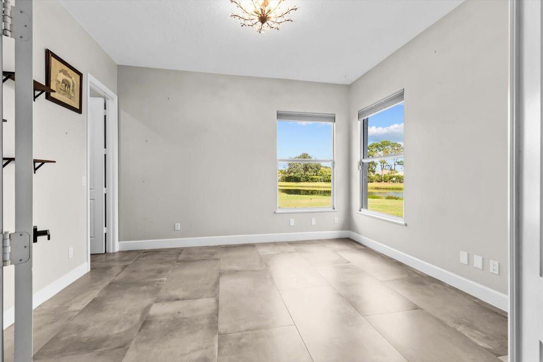 For Sale: $640,000 (3 beds, 2 baths, 2512 Square Feet)