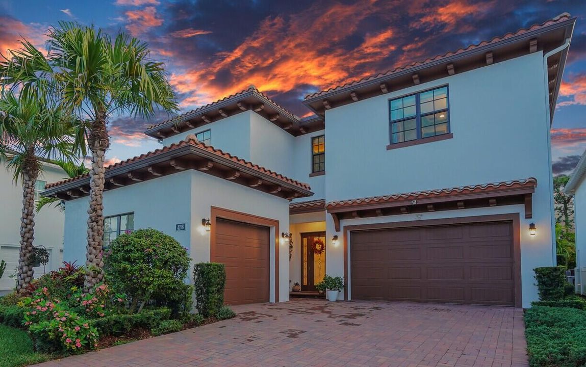 出租: $18,000 (4 贝兹, 4 浴室, 4390 平方英尺)