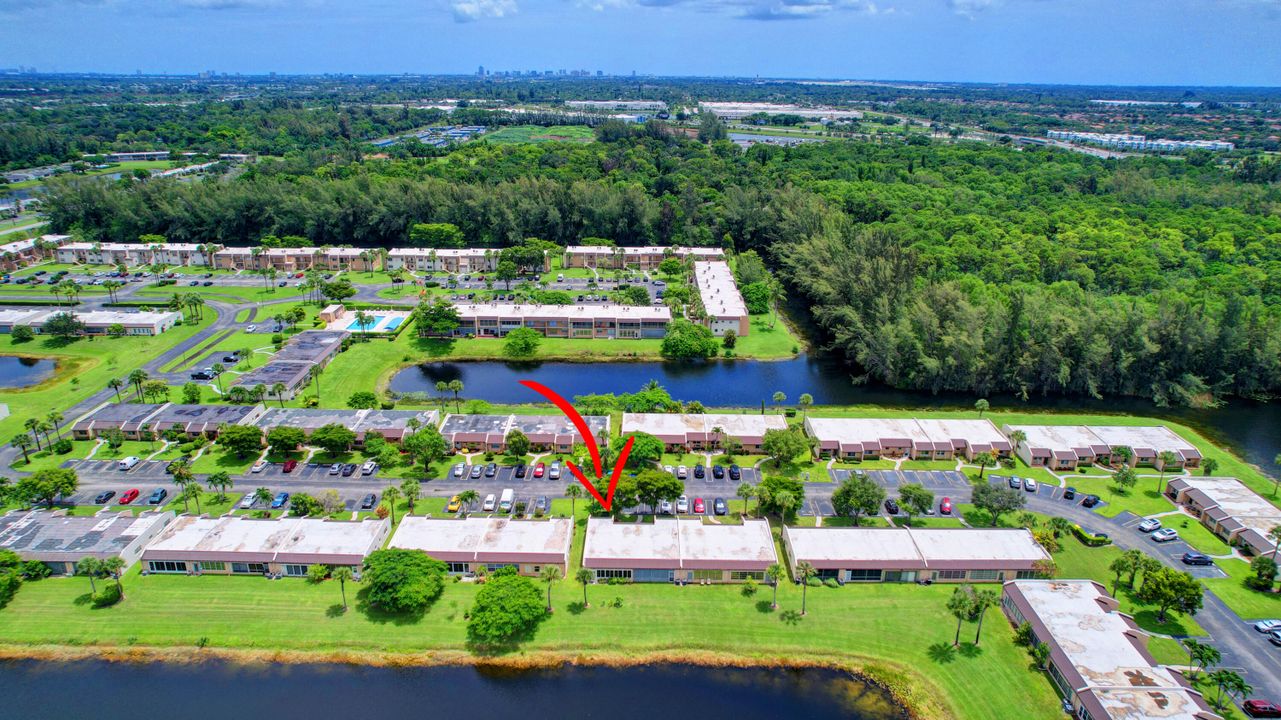 Activo con contrato: $1,800 (2 camas, 2 baños, 1156 Pies cuadrados)