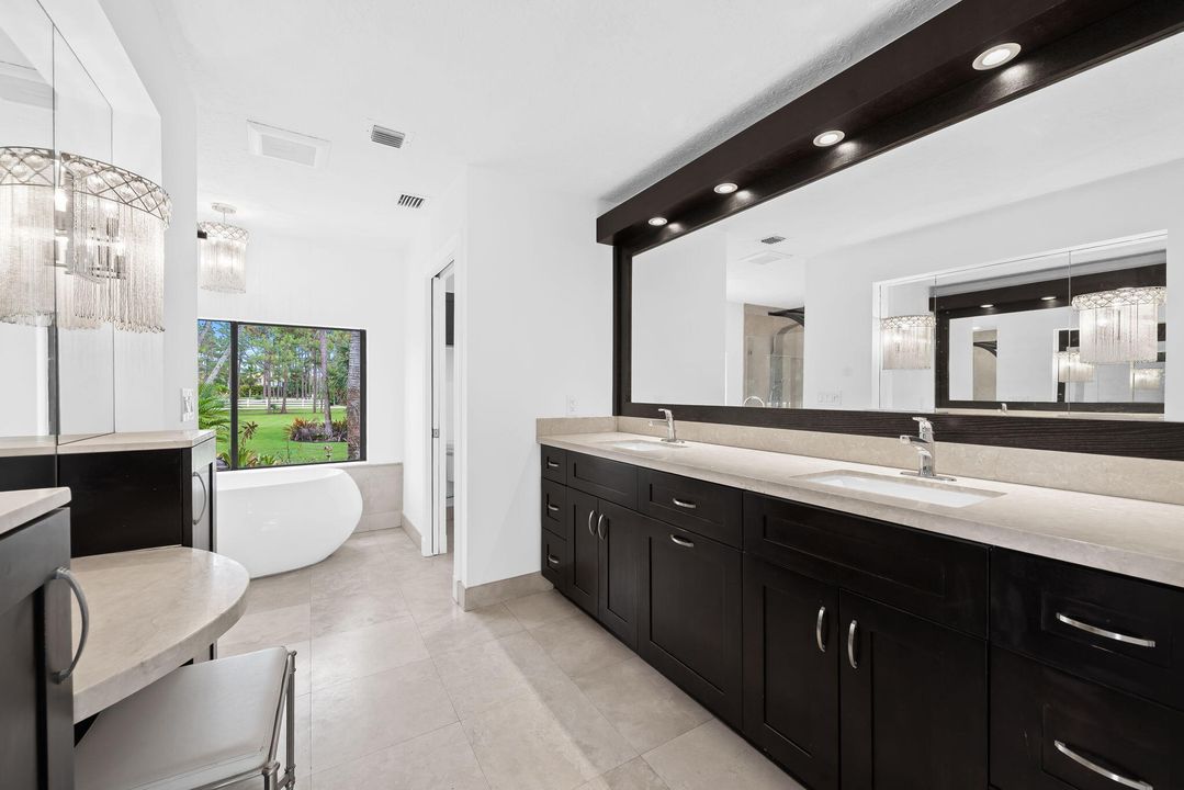 For Sale: $3,200,000 (4 beds, 2 baths, 2427 Square Feet)