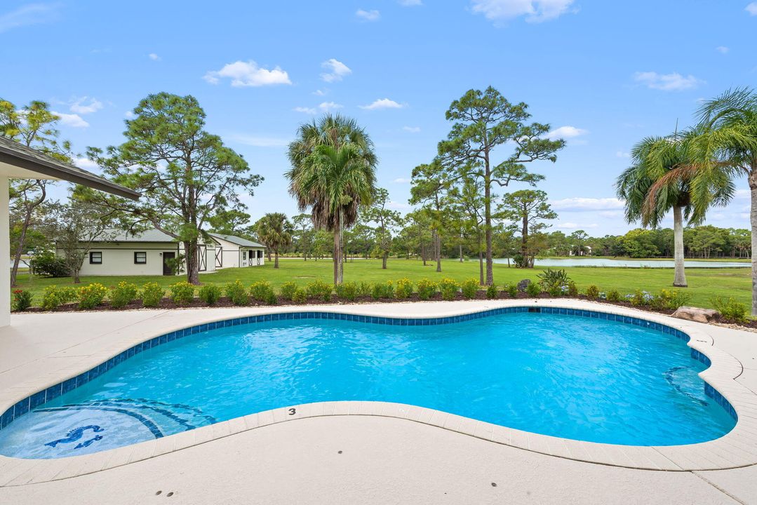 For Sale: $3,200,000 (4 beds, 2 baths, 2427 Square Feet)