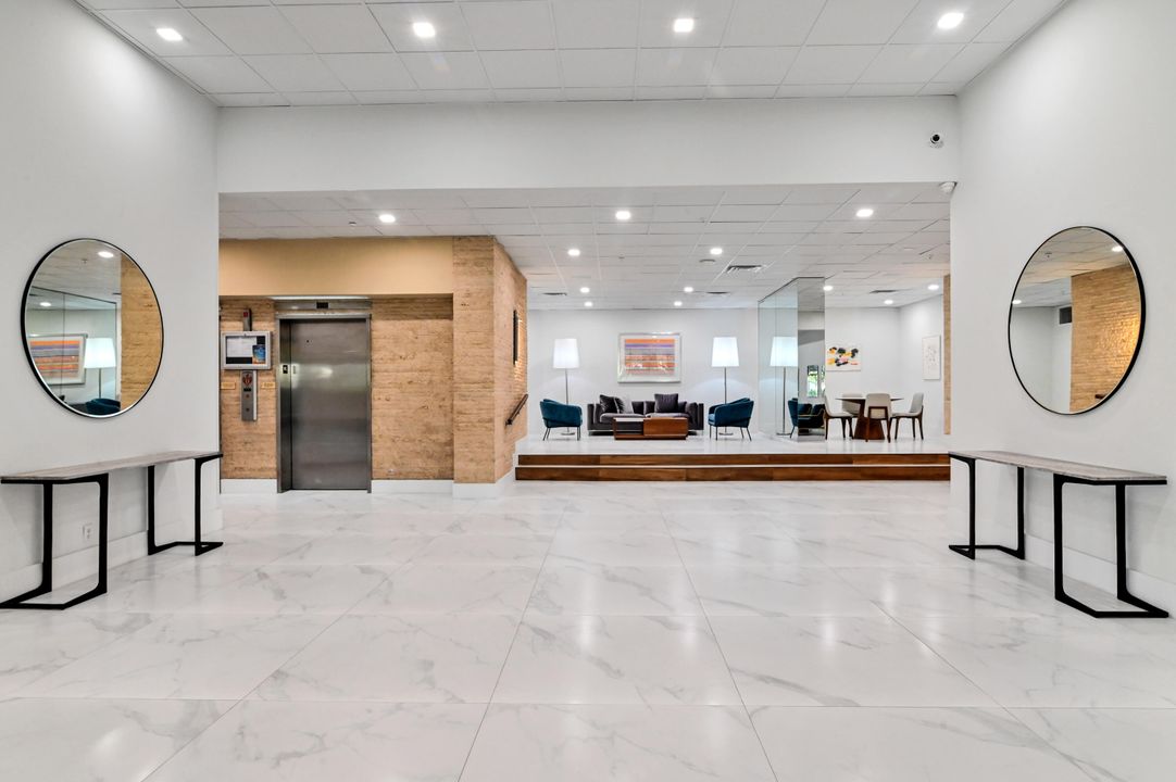 En Venta: $990,000 (3 camas, 2 baños, 2250 Pies cuadrados)