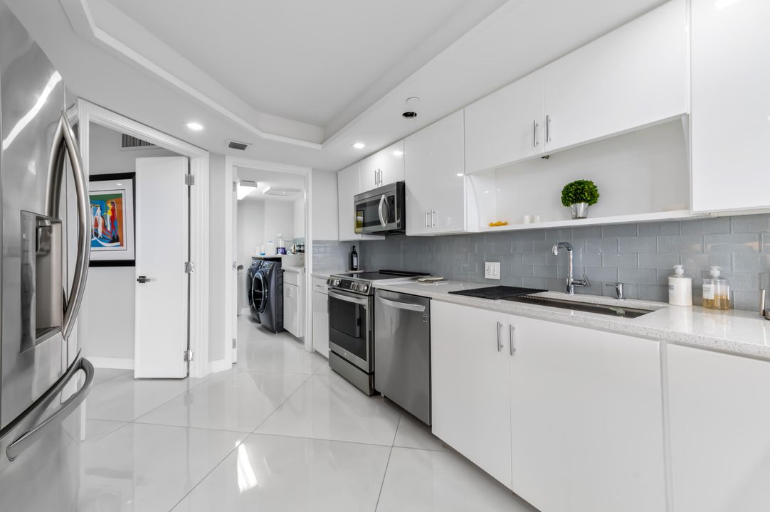 En Venta: $990,000 (3 camas, 2 baños, 2250 Pies cuadrados)