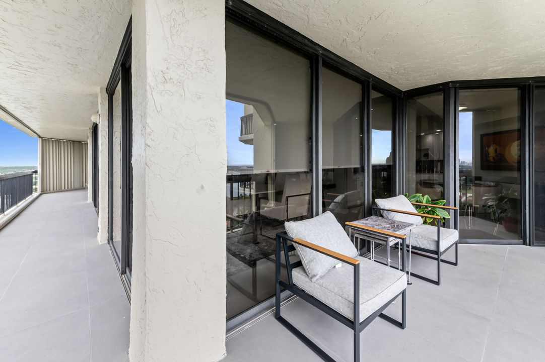 En Venta: $990,000 (3 camas, 2 baños, 2250 Pies cuadrados)