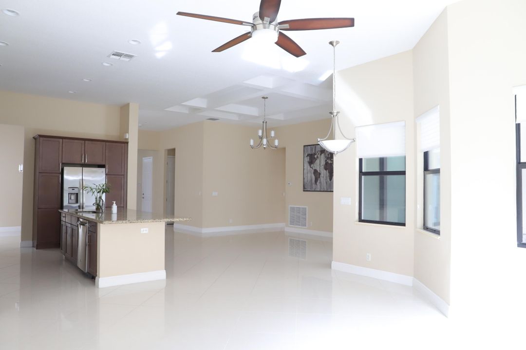 For Rent: $5,950 (5 beds, 3 baths, 2979 Square Feet)