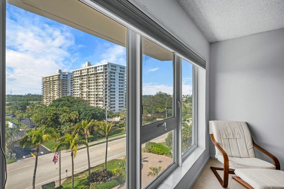 For Sale: $799,888 (2 beds, 2 baths, 1808 Square Feet)