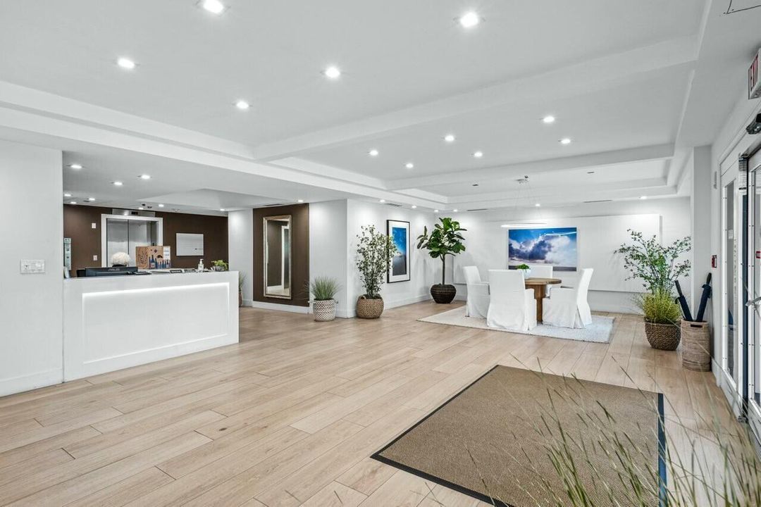 For Sale: $799,888 (2 beds, 2 baths, 1808 Square Feet)