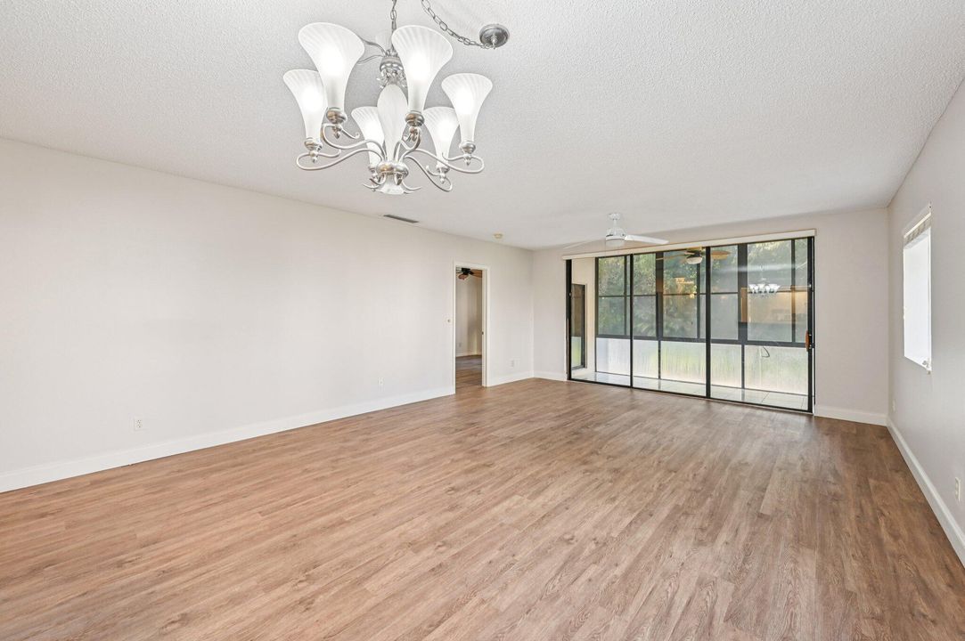 出租: $2,700 (3 贝兹, 2 浴室, 1434 平方英尺)