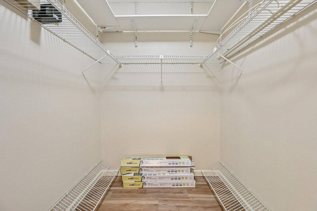 出租: $2,700 (3 贝兹, 2 浴室, 1434 平方英尺)