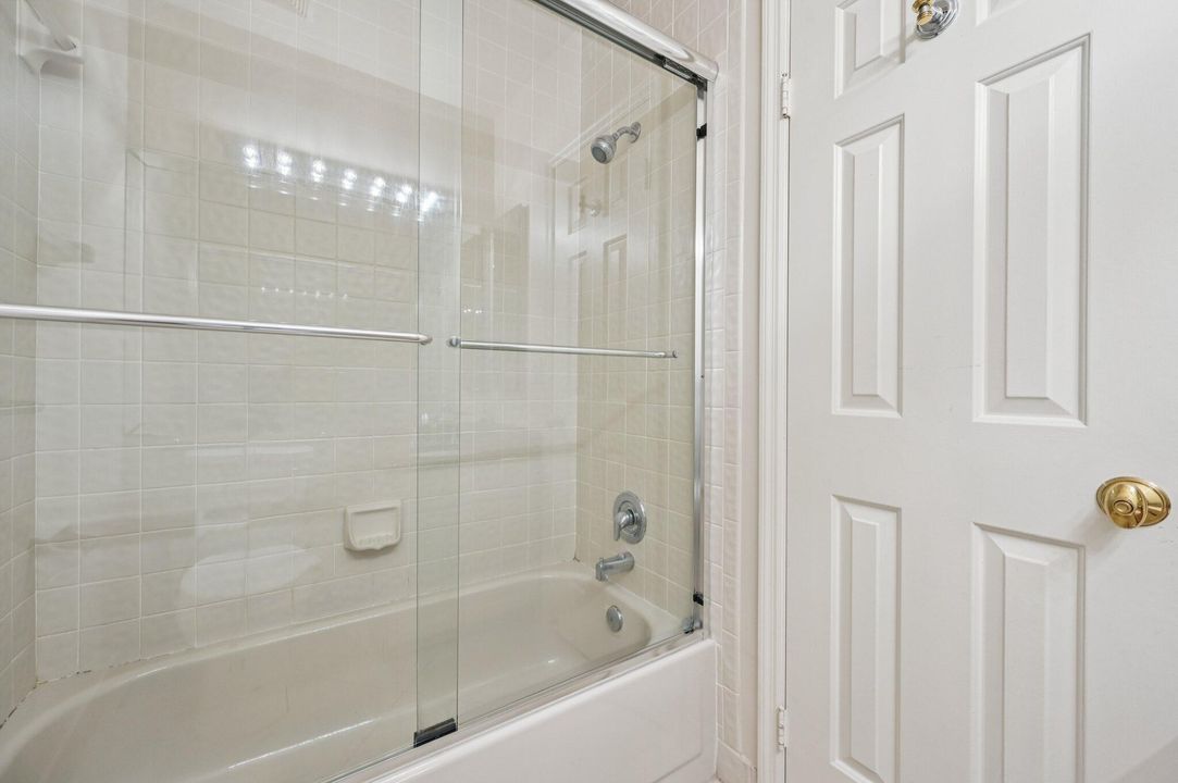 出租: $2,700 (3 贝兹, 2 浴室, 1434 平方英尺)