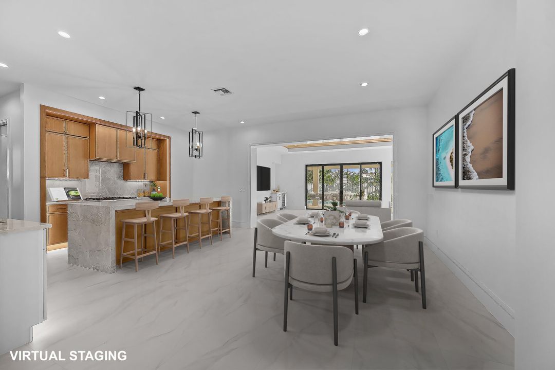 合同活跃: $2,099,000 (4 贝兹, 3 浴室, 2479 平方英尺)