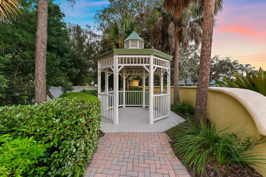 На продажу: $729,000 (5 спален, 4 ванн, 3380 Квадратных фут)