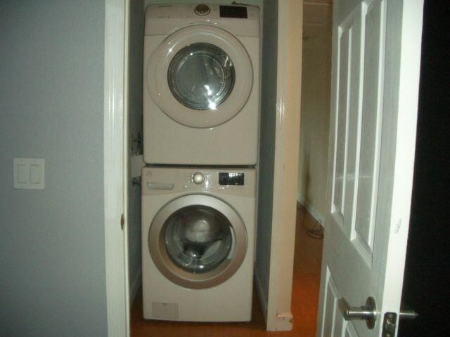 Под контрактом: $2,575 (2 спален, 2 ванн, 1276 Квадратных фут)