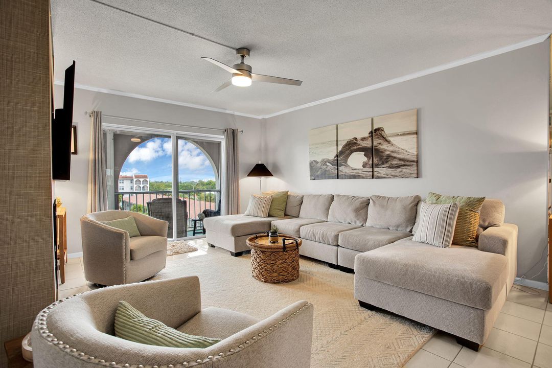 待售: $235,000 (2 贝兹, 2 浴室, 1080 平方英尺)