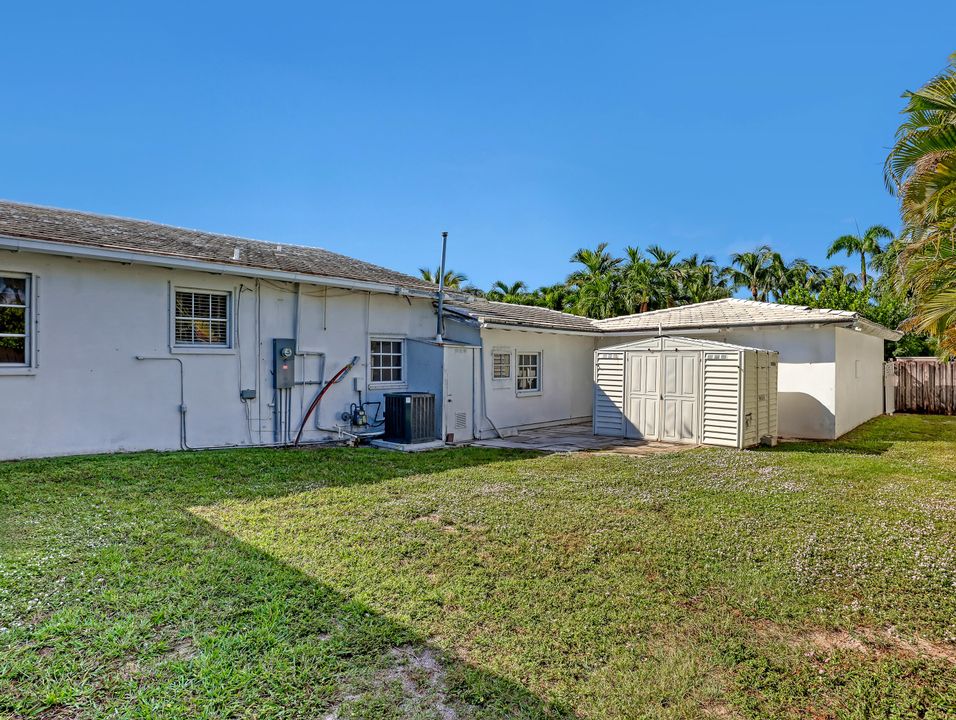 En Venta: $2,450,000 (4 camas, 3 baños, 2408 Pies cuadrados)