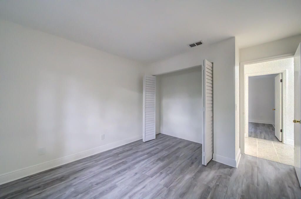 Activo con contrato: $324,500 (3 camas, 2 baños, 1110 Pies cuadrados)