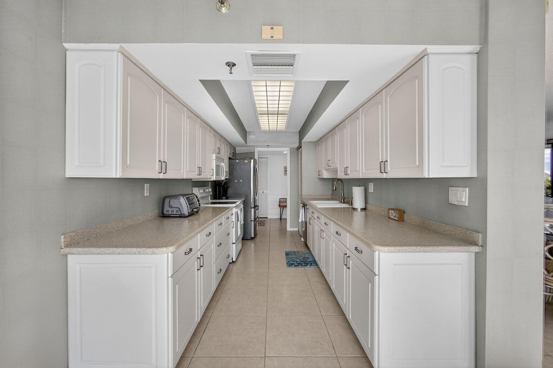 For Sale: $1,249,000 (3 beds, 2 baths, 1850 Square Feet)