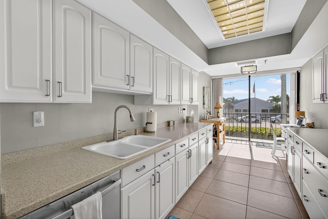 For Sale: $1,249,000 (3 beds, 2 baths, 1850 Square Feet)