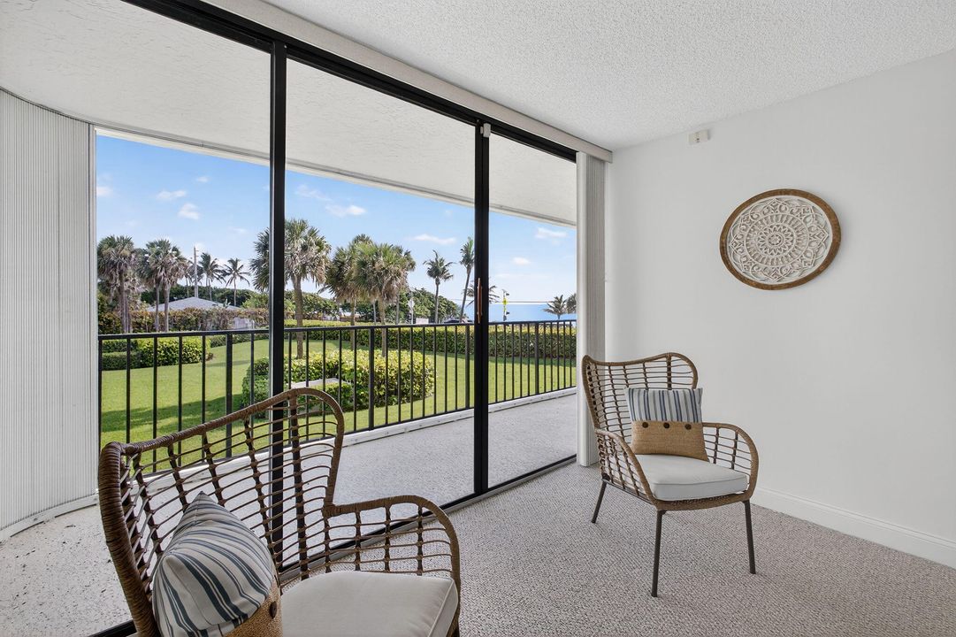 For Sale: $1,249,000 (3 beds, 2 baths, 1850 Square Feet)