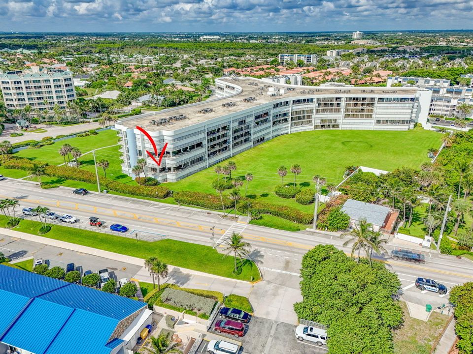 For Sale: $1,249,000 (3 beds, 2 baths, 1850 Square Feet)