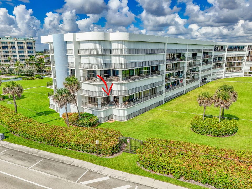 For Sale: $1,249,000 (3 beds, 2 baths, 1850 Square Feet)