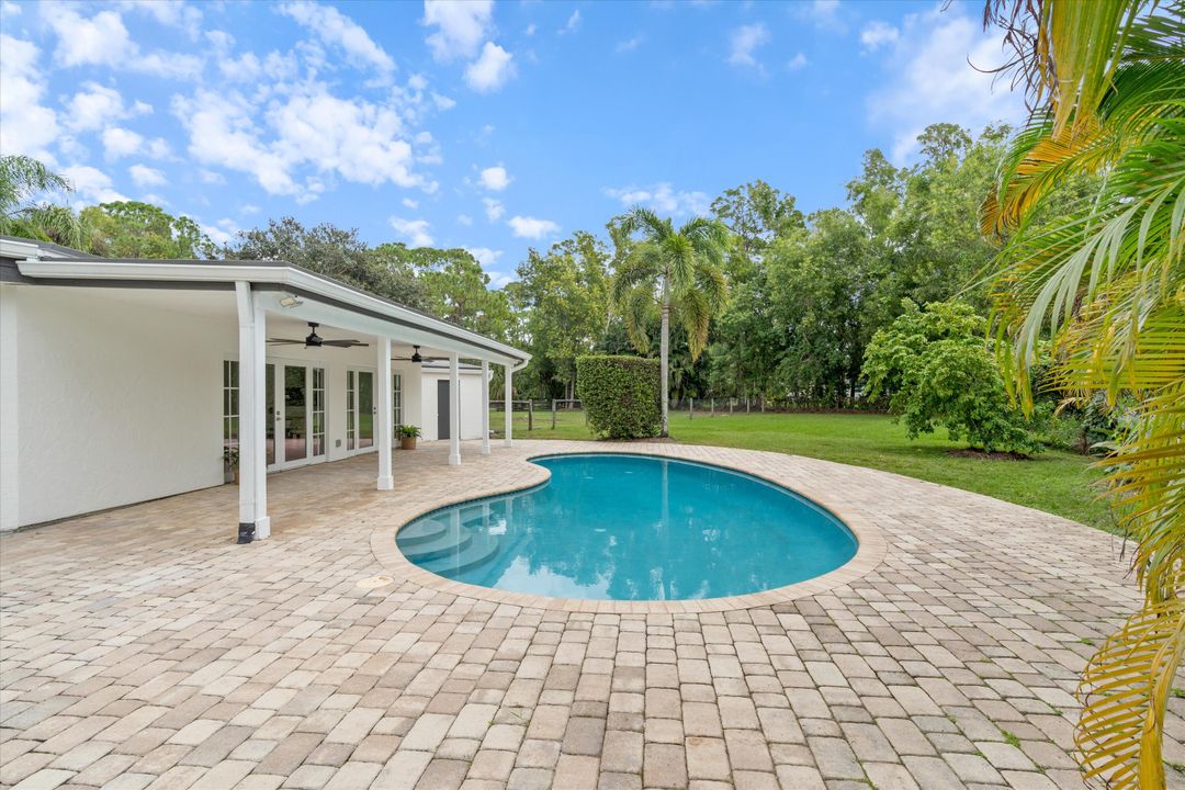 For Sale: $1,350,000 (5 beds, 3 baths, 3766 Square Feet)