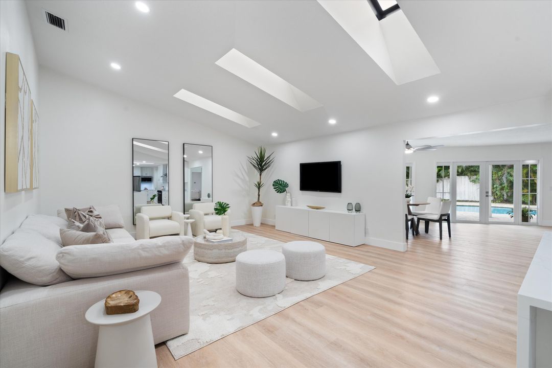 For Sale: $1,350,000 (5 beds, 3 baths, 3766 Square Feet)