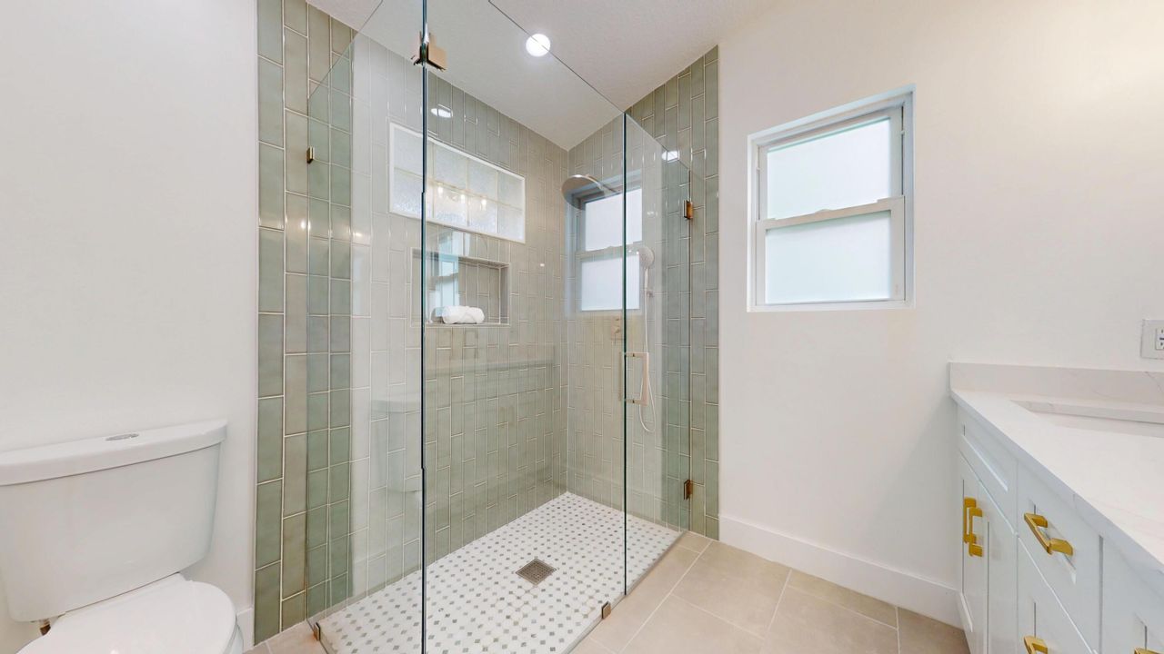 For Sale: $1,350,000 (5 beds, 3 baths, 3766 Square Feet)