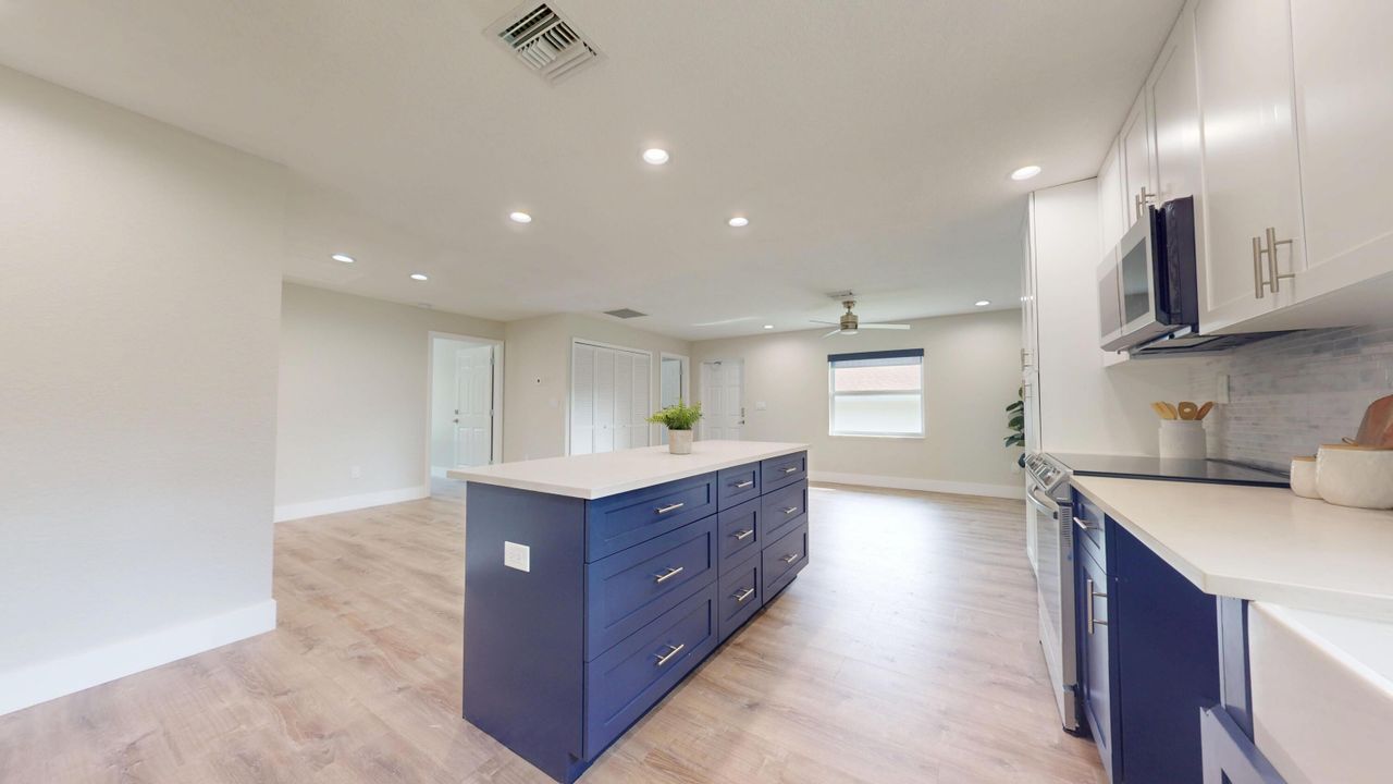 For Sale: $1,350,000 (5 beds, 3 baths, 3766 Square Feet)