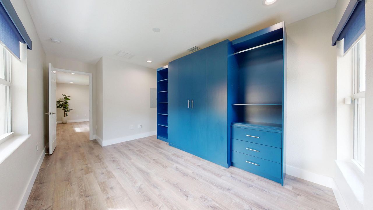 For Sale: $1,350,000 (5 beds, 3 baths, 3766 Square Feet)